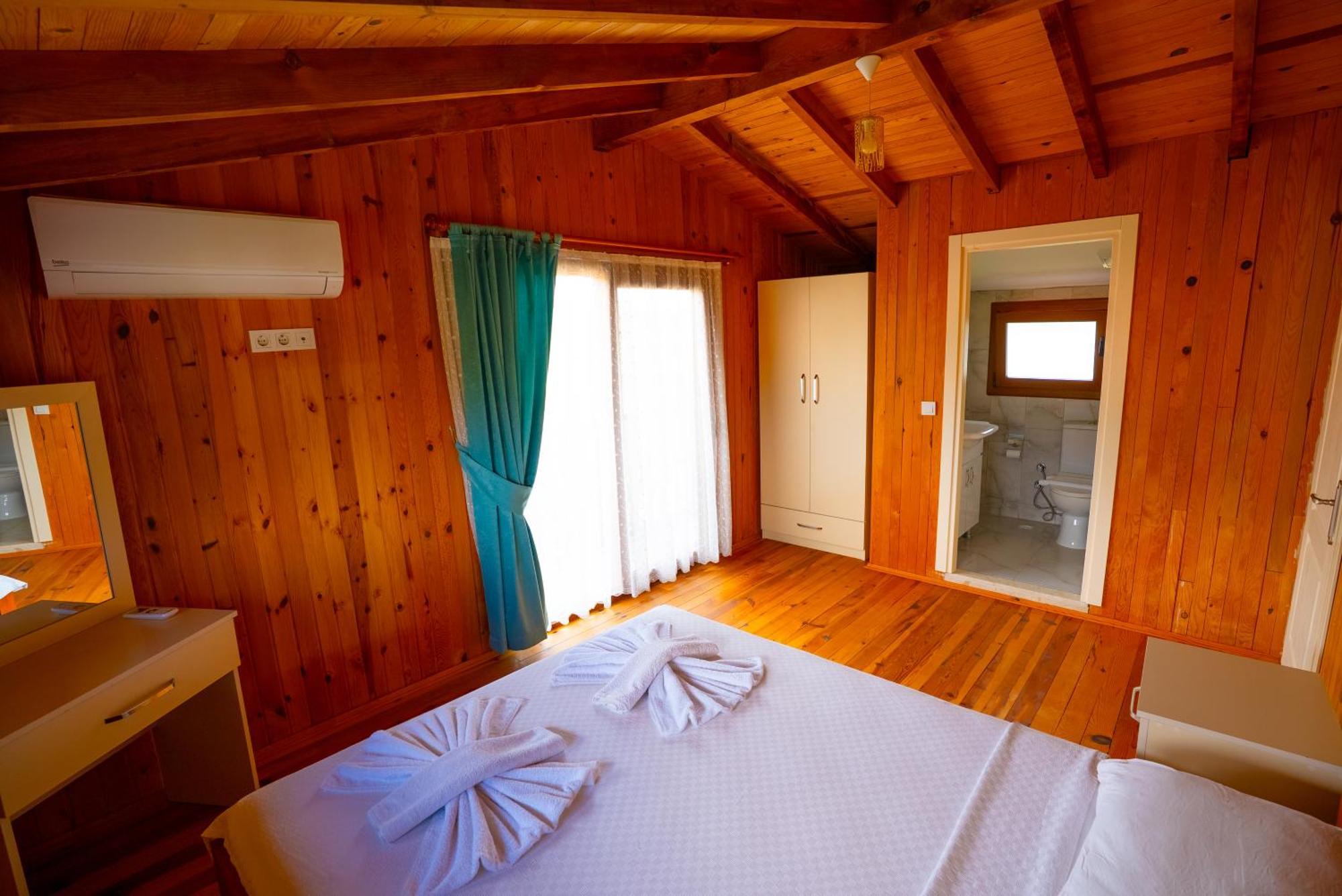 Defne Olive Gardens, Koca Calis, - Previously Defne Tatil Evi