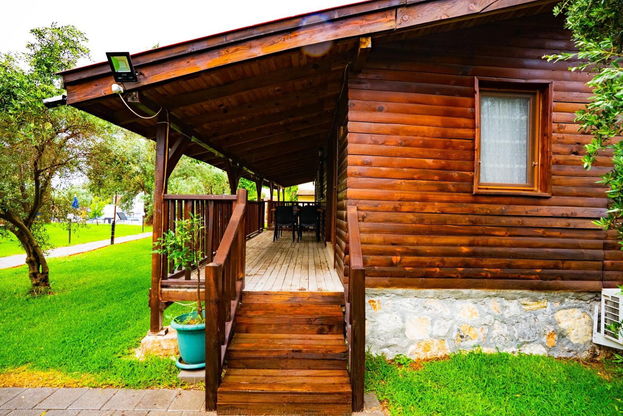 Defne Olive Gardens, Koca Calis, - Previously Defne Tatil Evi